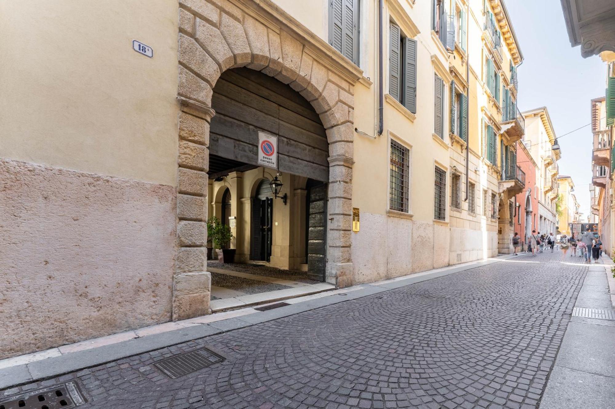 Apartamento Palazzo Venier Verona Exterior foto